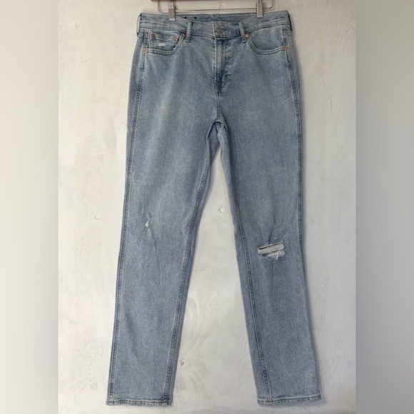 GAP Denim - Gap Vintage Slim Midrise distressed Light Wash Women’s Size 12 Tall